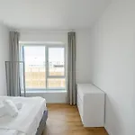 Luxurios 3-Bed W Balcony And Great Views