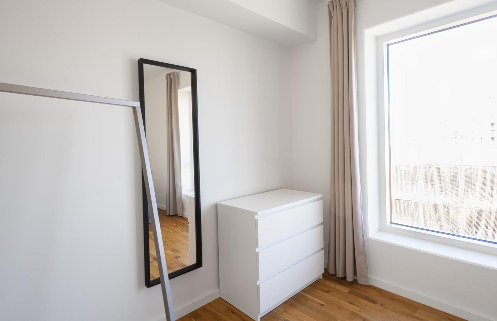 Luxurios 3-bed W Balcony And Great Views